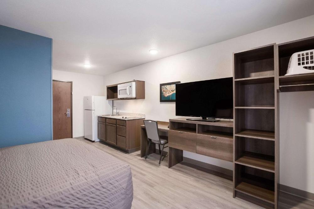 QUEEN SUITE interior